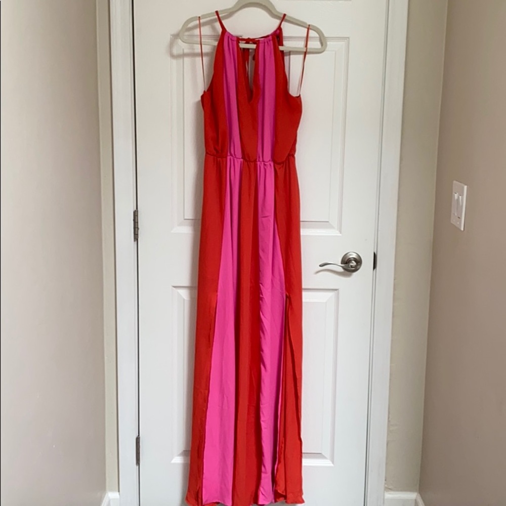 Maxi dress with slits